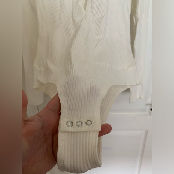 🤍 NWOT Makers Of Dreams Deep V White Ribbed Bodysuit Button Snap Closure - Large - Picture 5 of 6